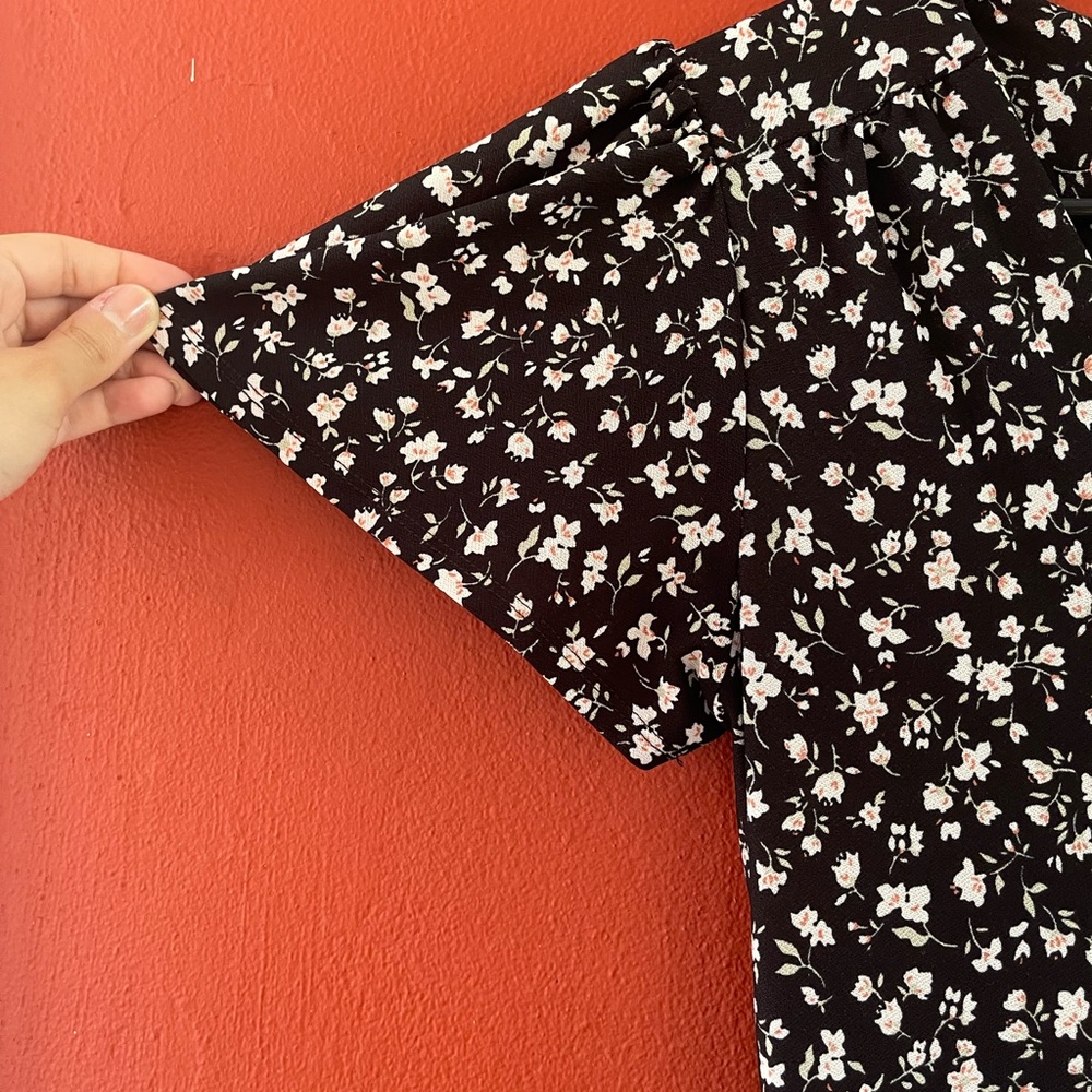 Monteau Floral Black Dress - Picture 4 of 7